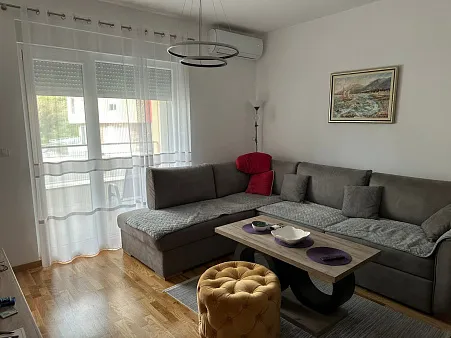 6894 1-bedroom apartment 48m2 Becici